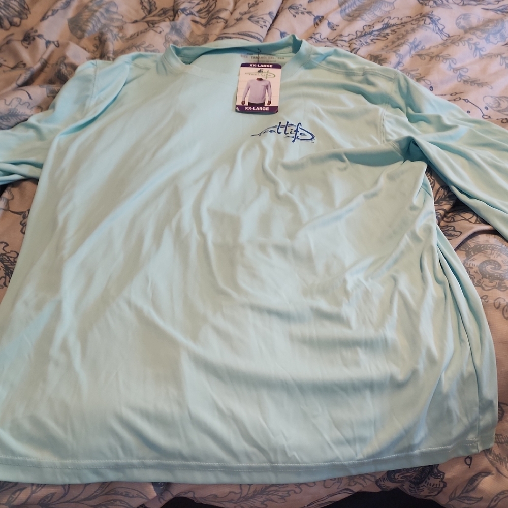 Blue Long Sleeve Tee for Everyday Comfort